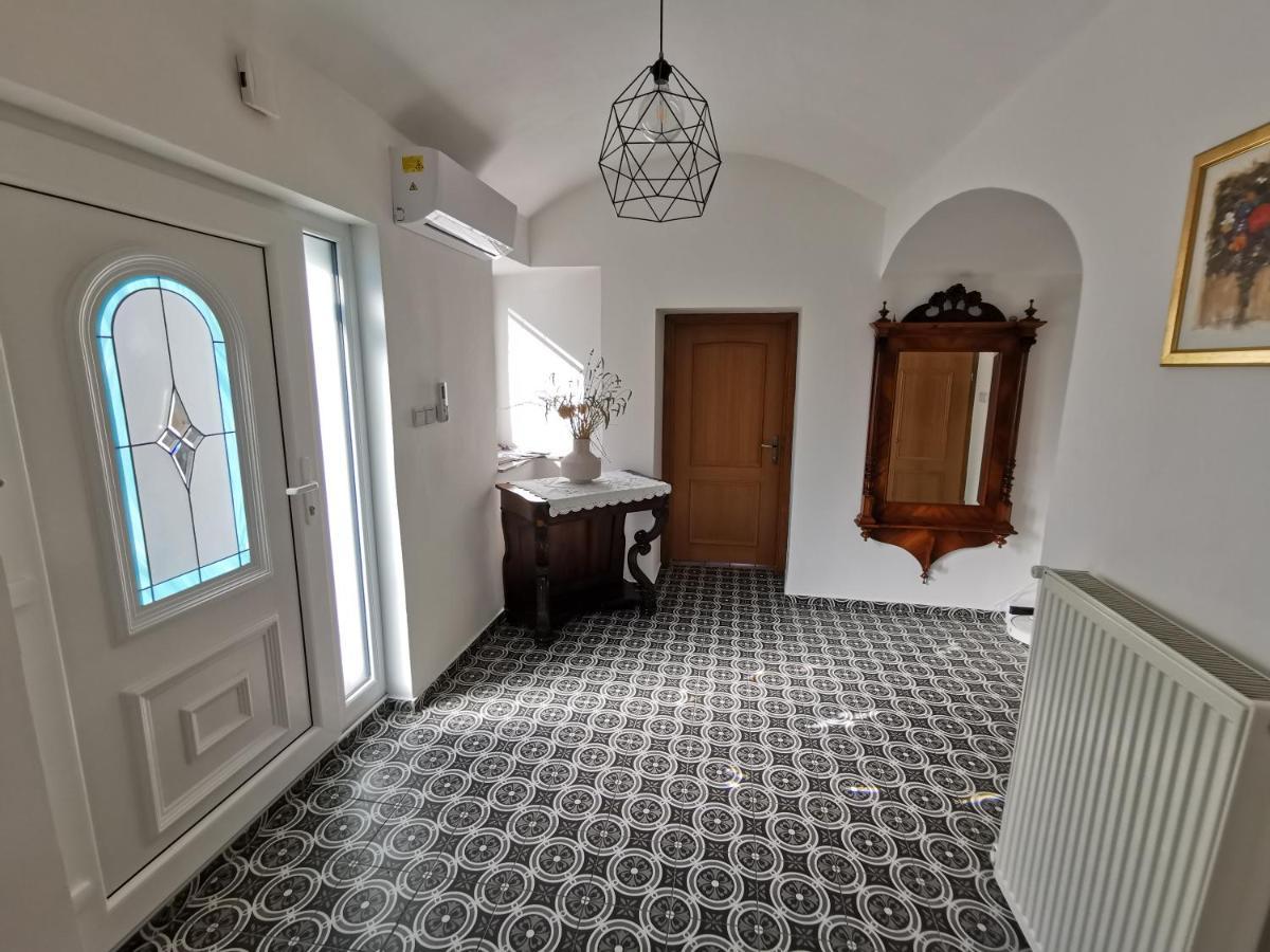 Charming Village House With Patio And Garden Slovenske Konjice Exterior foto